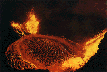 Circulating lava lake