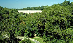 Photograph of Calvert Bridge spanning Rock Creek park in Washingtion, DC