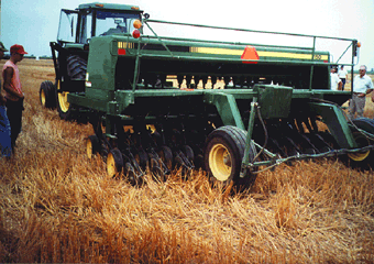 Figure 1. Agriculture is a major industry in the western part of the basin, where corn and soybeans are grown. (Photograph from Natural Resources Conservation Service.)