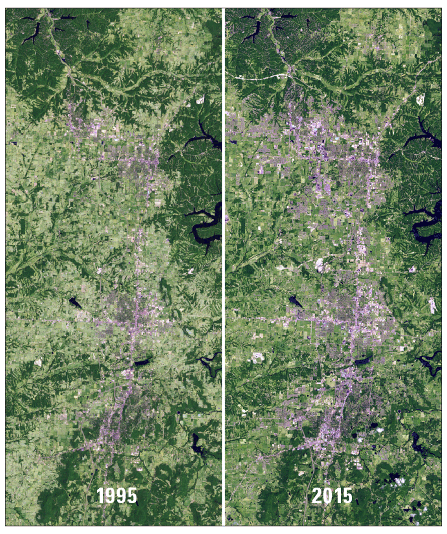Map of Arkansas showing urban expansion for 1995 and 2015.