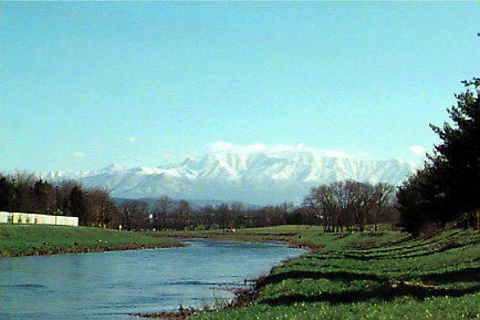 Figure 1. Picture of the Great Smoky Mountains National Park.