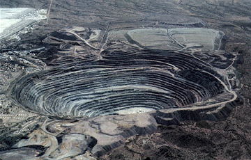 Open-pit mine in Mexico's Sonoran Desert