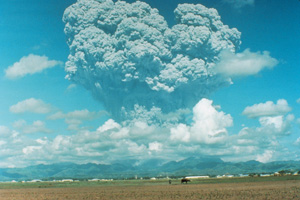 Mount Pinatubo eruption cloud