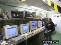 acqvan.jpg (209747 bytes)