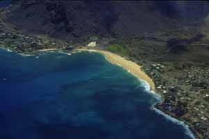 [Makaha Beach Park, Oahu, aerial]