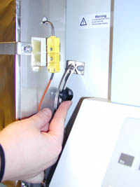 Securing knobs; link to larger image