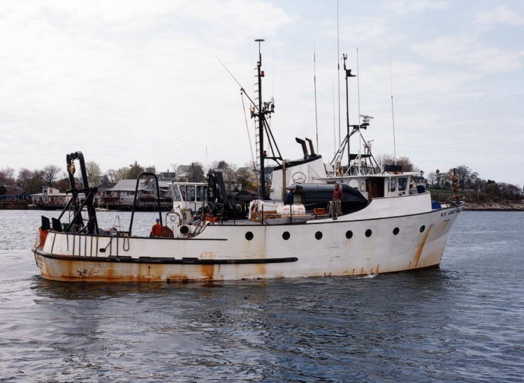 Starboard-side view of the vessel Research Vessel ARGO MAINE owned and operated by the University of Maine.