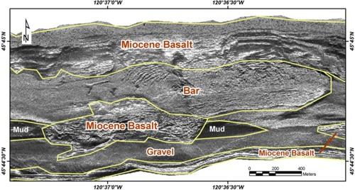 Figure 4. Sidescan-sonar image showing the outcrop of Miocene basalts on the floor of the western part of the John Day Reservoir