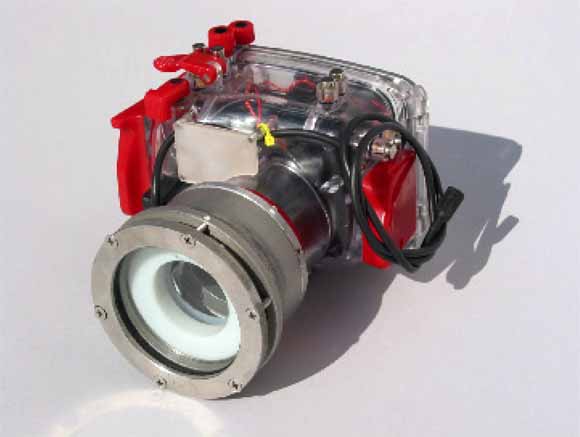 photo of camera with microscope lens all in a waterproof housing