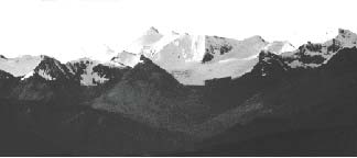 Photo of SW-facing escarpment,  Tres Cruces