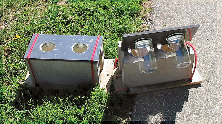 Figure 6.  Sediment traps used for collection of bed-sediment samples during Phase II of the Milwaukee Metropolitan Sewerage District Corridor Study.