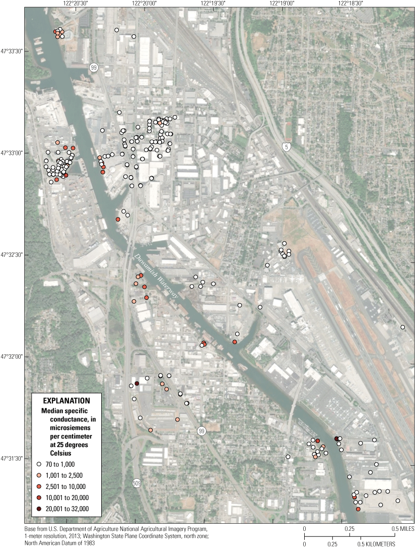 Most wells have a low specific conductance of less than 1,000 microsiemens per centimeter
                        and there is no clear spatial pattern of increasing specific conductance toward the
                        river.